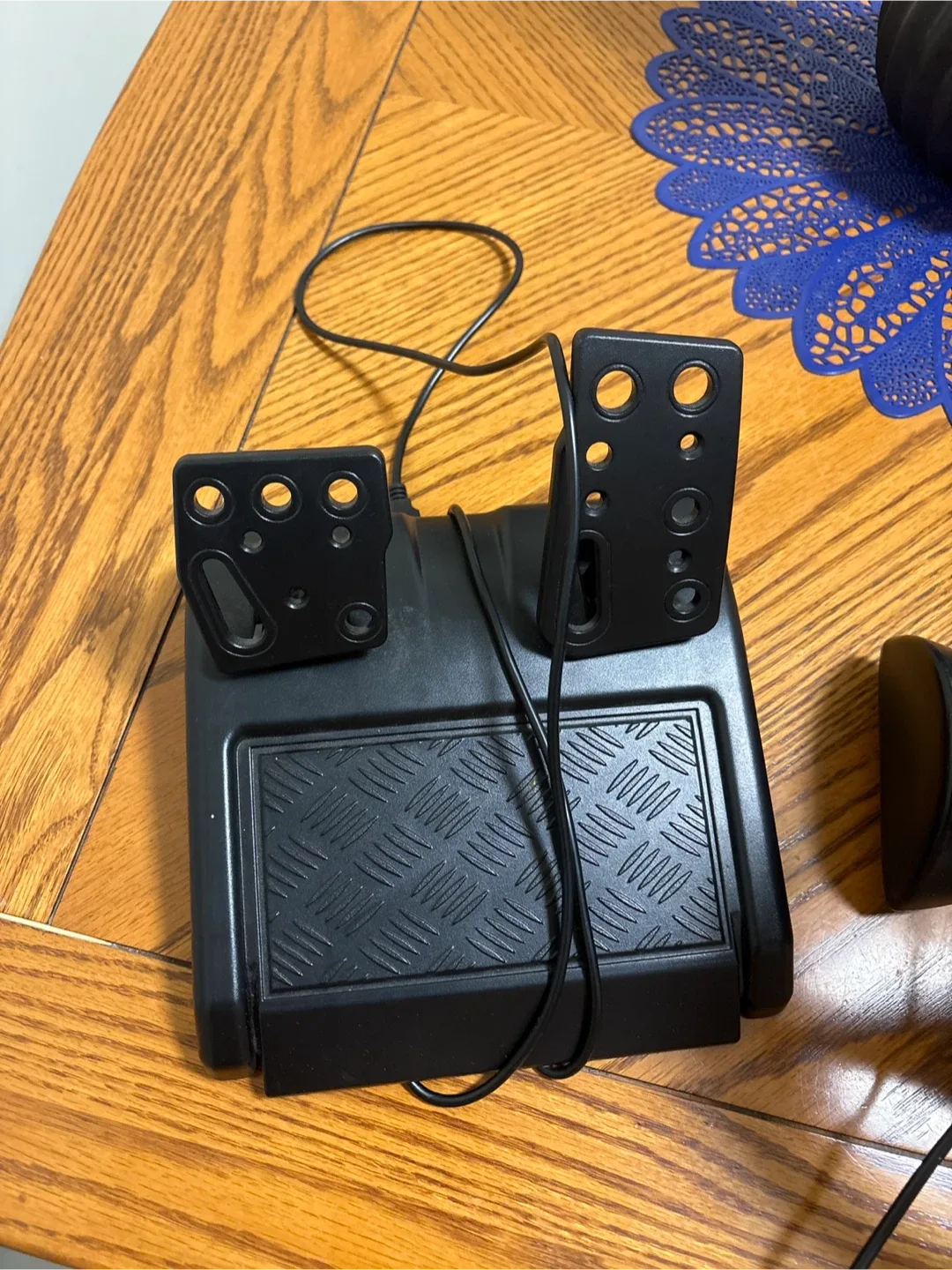 GT-V7 Racing Wheel for NS Switch/PS4/PS3/PC/Xbox image indicator(4)