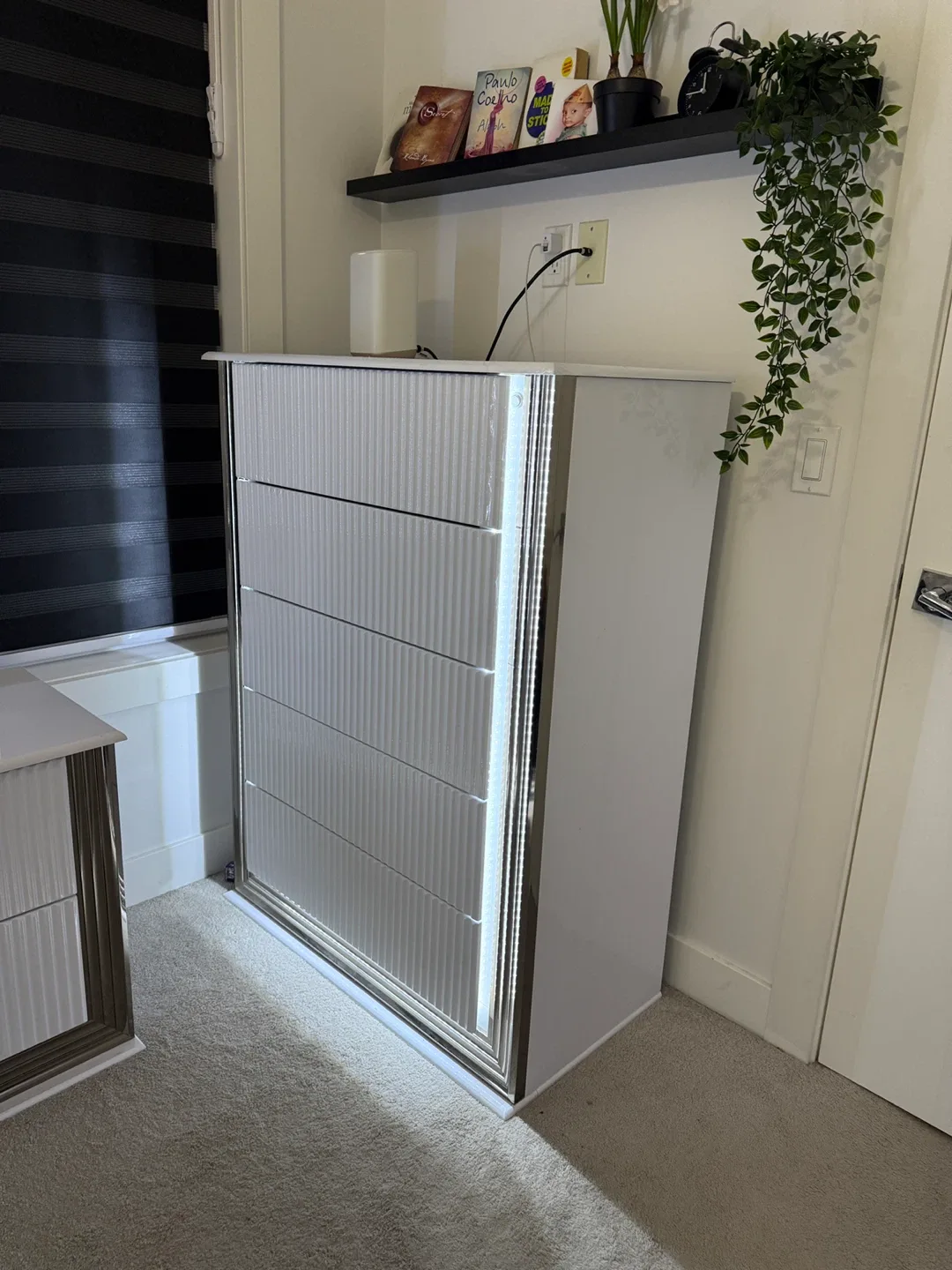 Queen Size LED Bed Frame - Modern Grey image indicator(9)