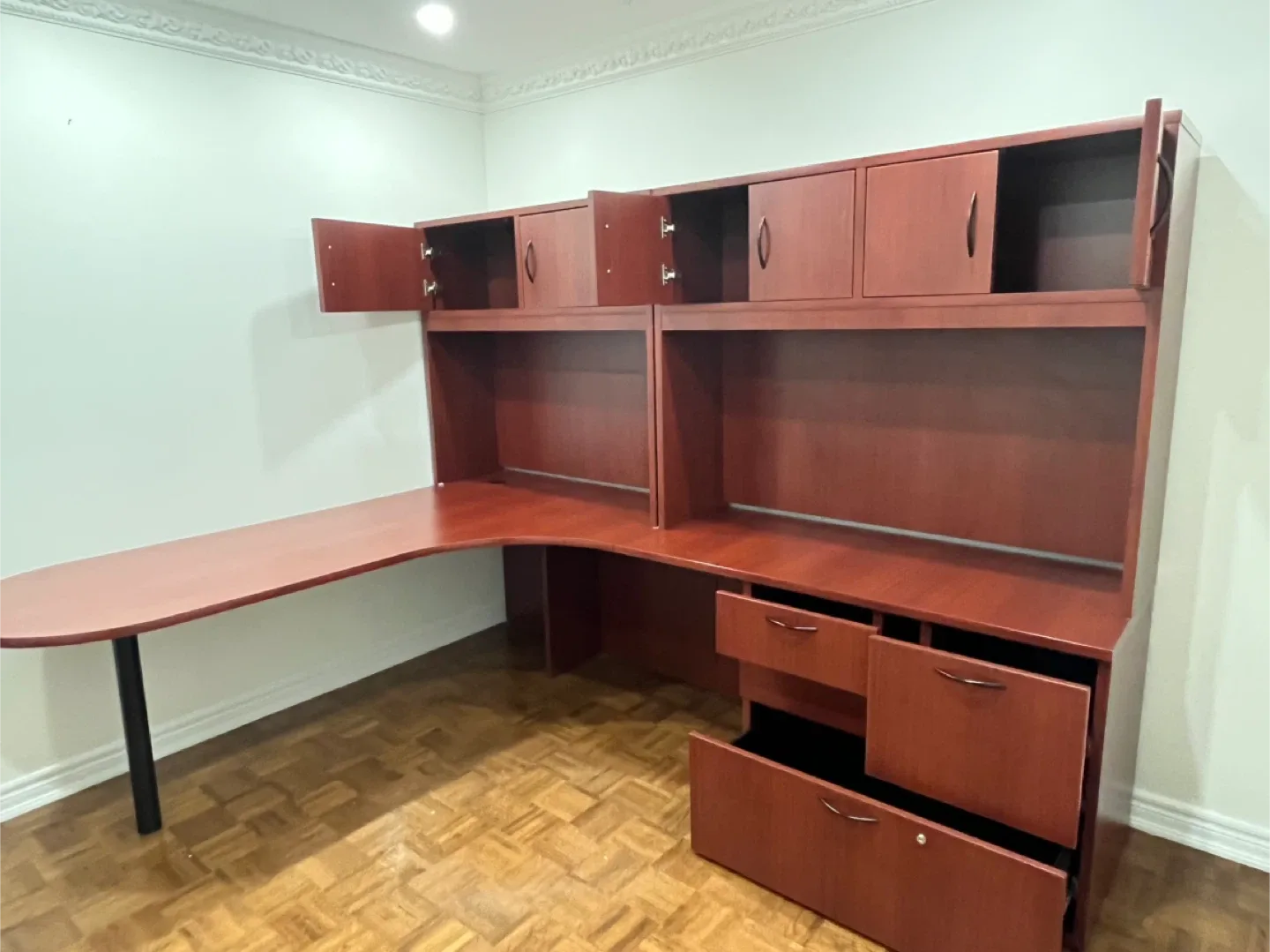 Reddish Brown Office Desk with Hutch image indicator(6)