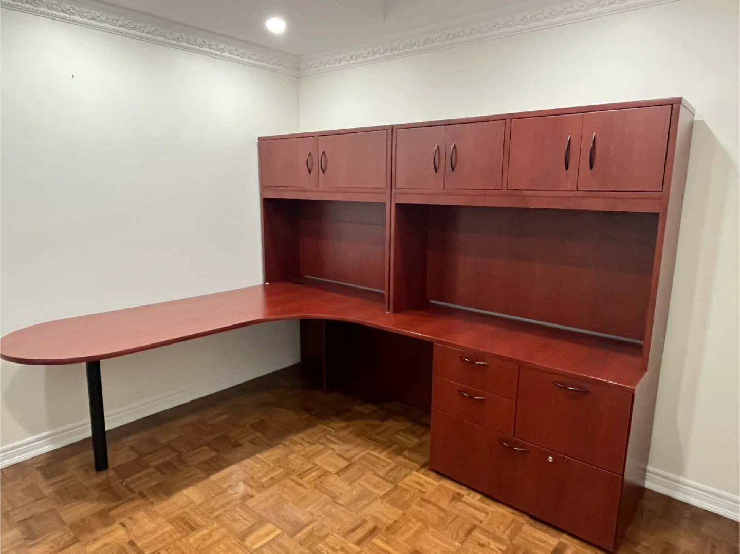 Reddish Brown Office Desk with Hutch image indicator(4)