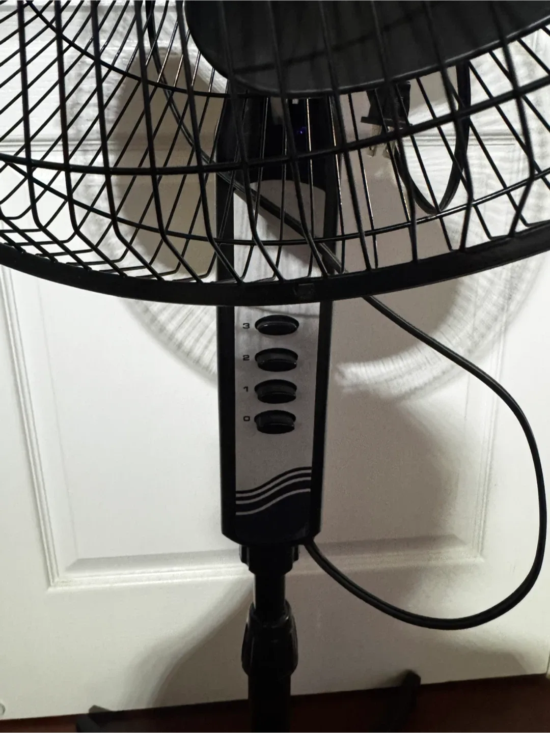 16" Stand Fan/Ventilateur Model SF3-40 image indicator(2)