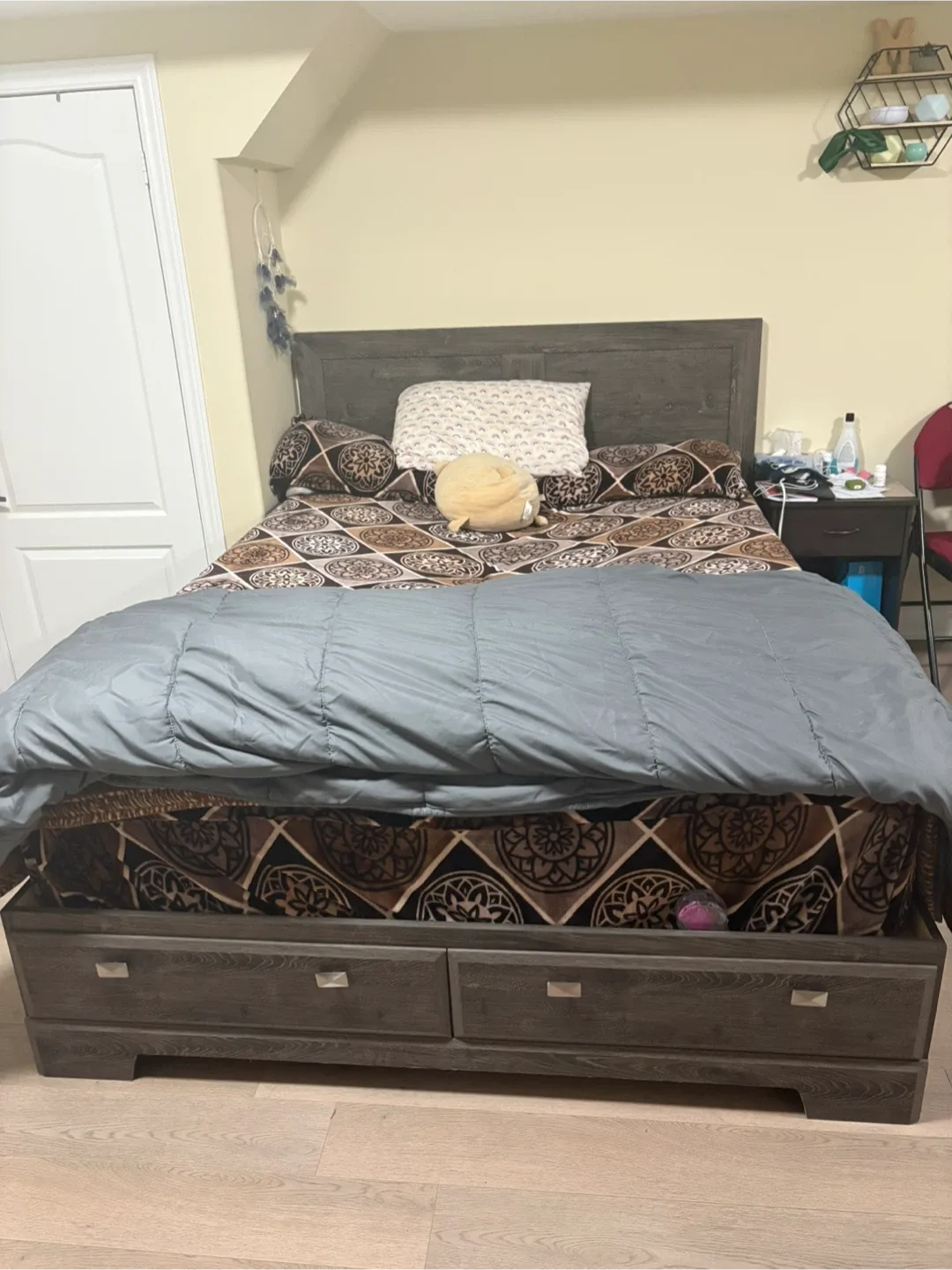 Queen Size Bed Frame with Storage