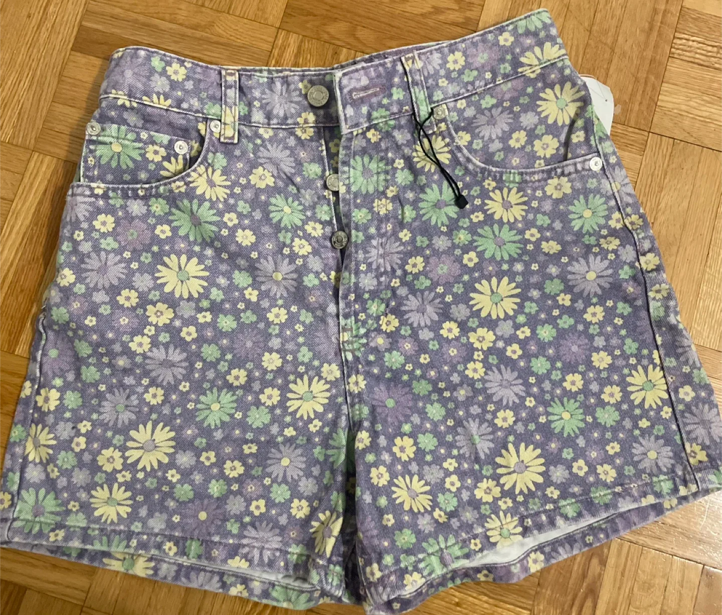 Zara Floral Print Denim Shorts - Size 4