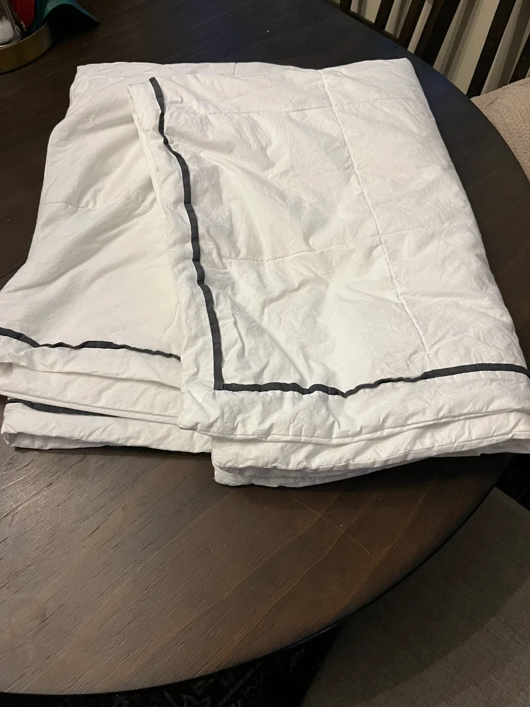 Twin Size White Duvet Blanket with Black Trim