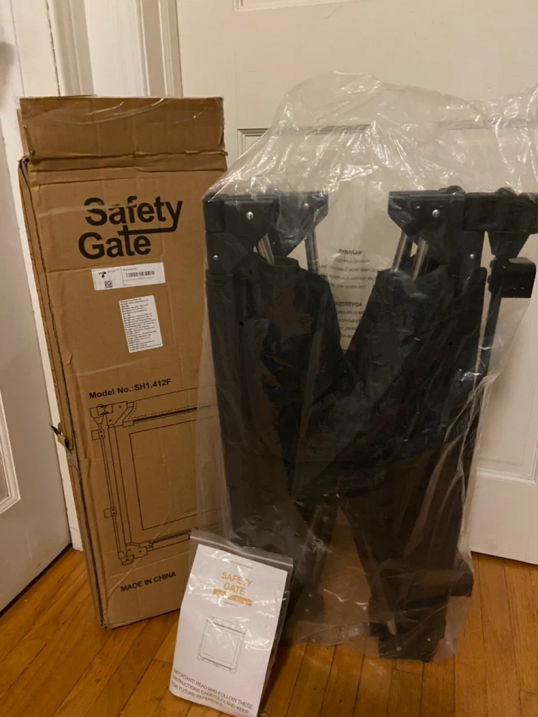 New dearlomum Extra Wide Folding 3 Panel Baby Gate image indicator(7)