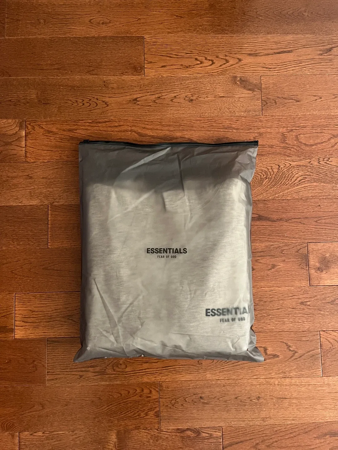 Light Oatmeal Essentials Hoodie (Medium) image indicator(8)