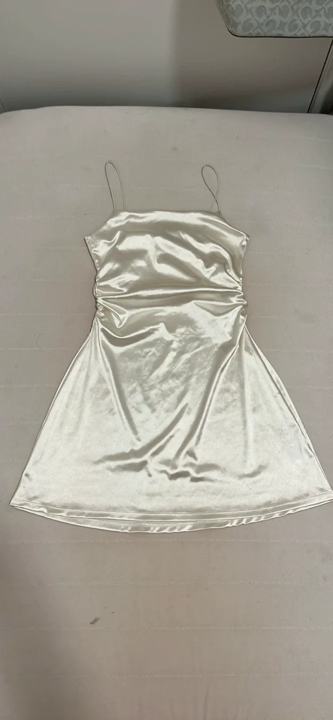 White Mini Dress image indicator(3)