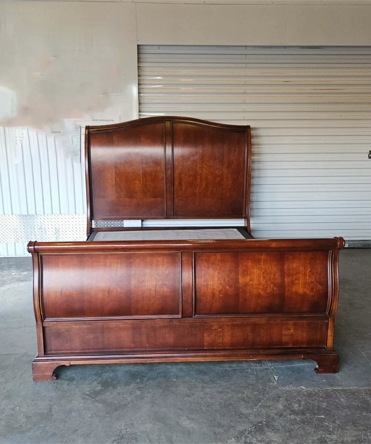 High end solid Mahogany Queen sleigh bed with boxspring