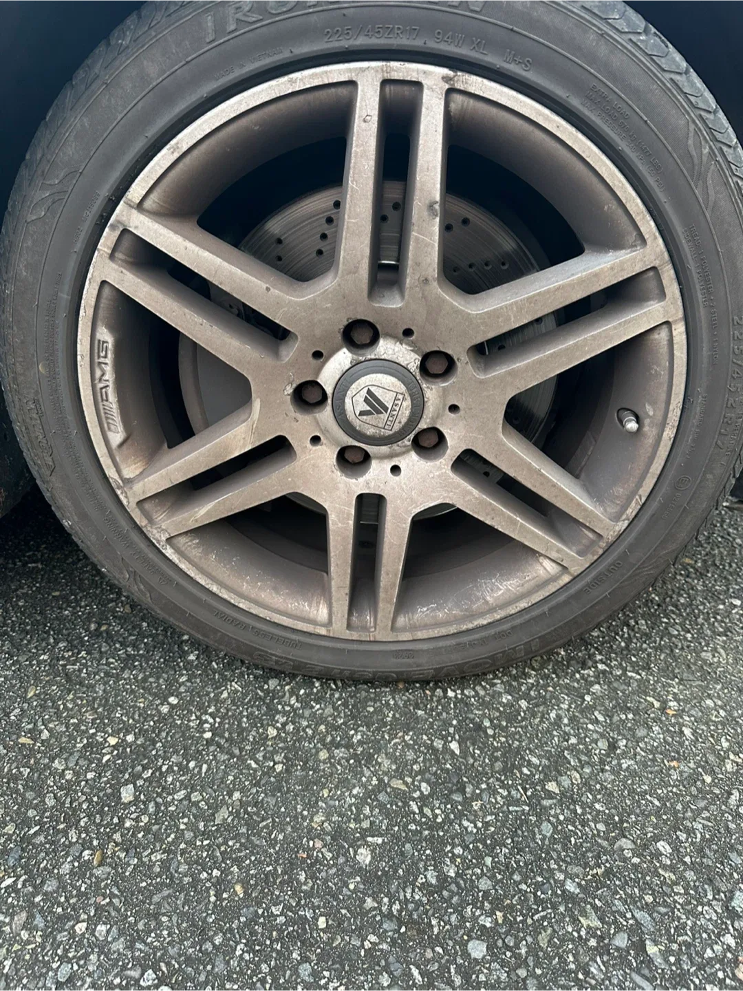 Mercedes-Benz C350 4MATIC Sedan image indicator(3)