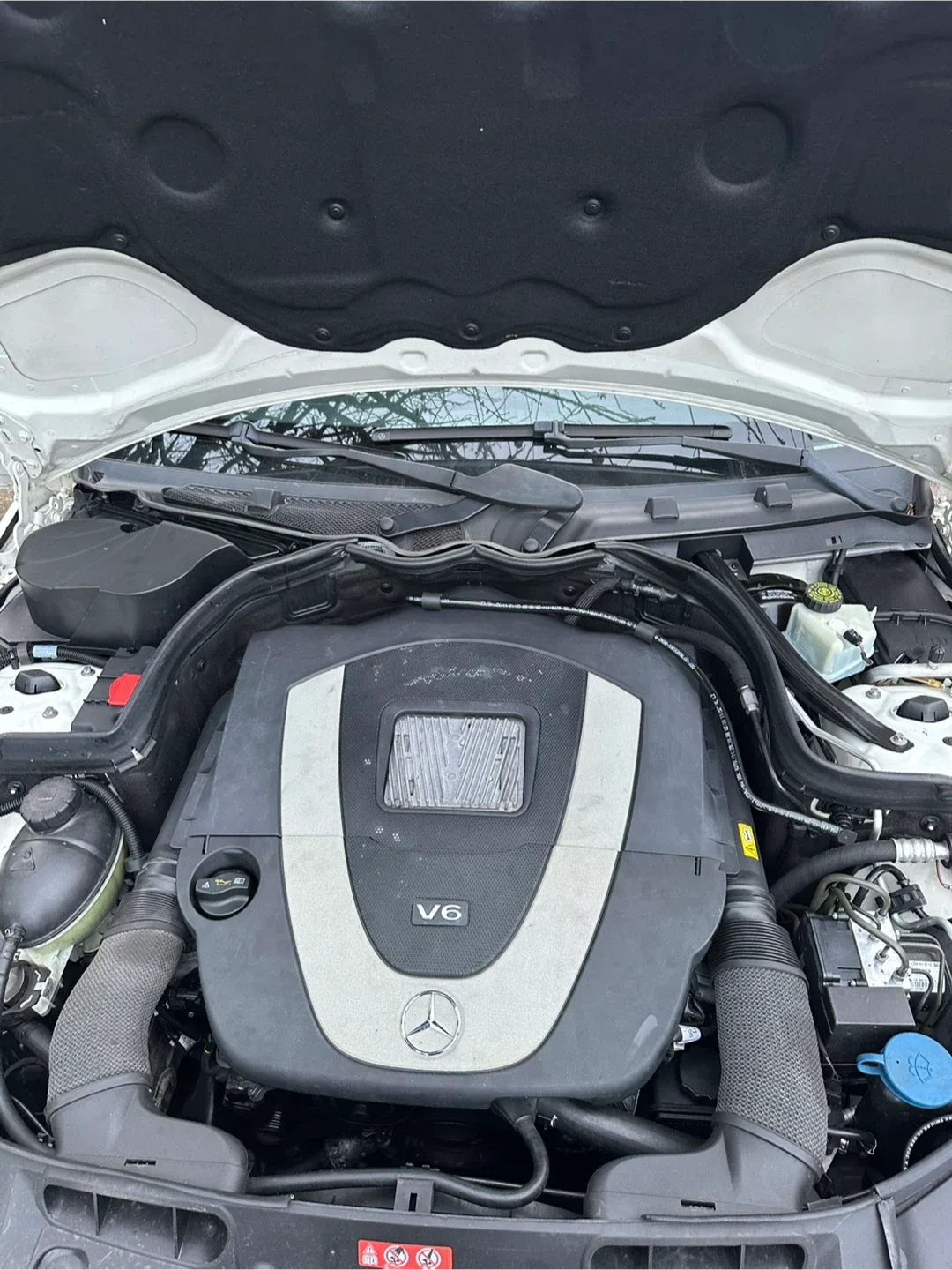 Mercedes-Benz C350 4MATIC Sedan image indicator(8)