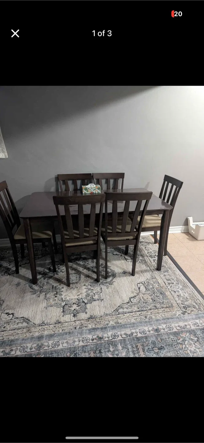 Dining Table with 6 chairs