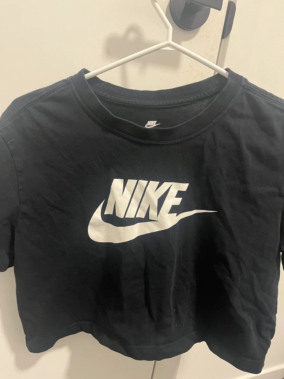 Nike The Nike Tee - Size Small