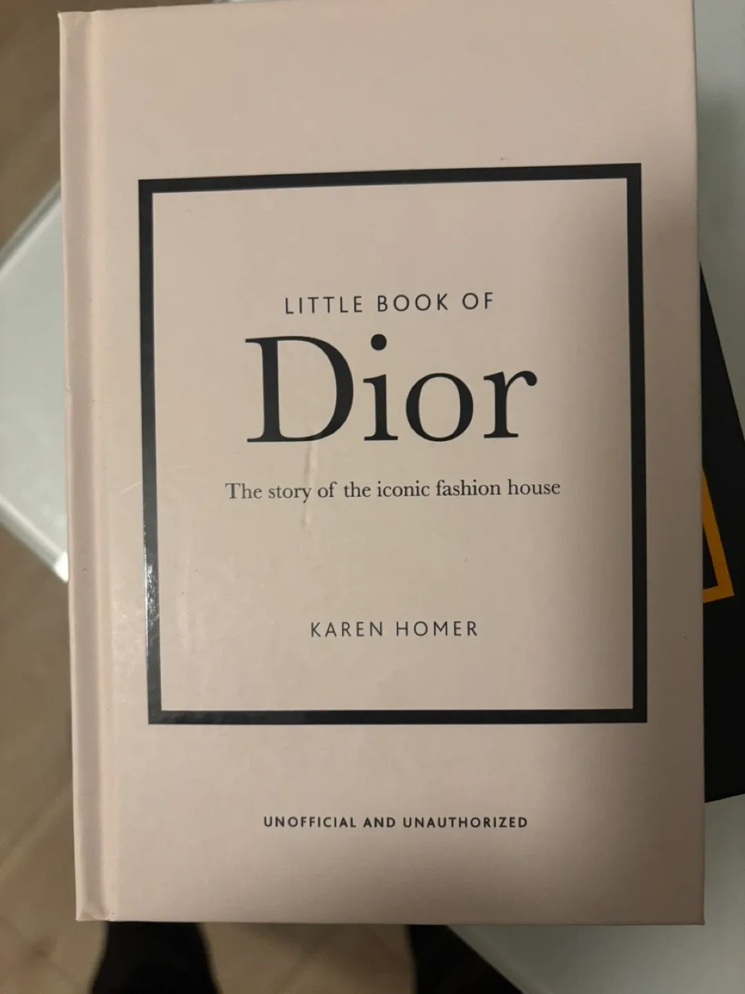 Little Book of Louis Vuitton, Chanel, Dior, Tom Ford image indicator(5)