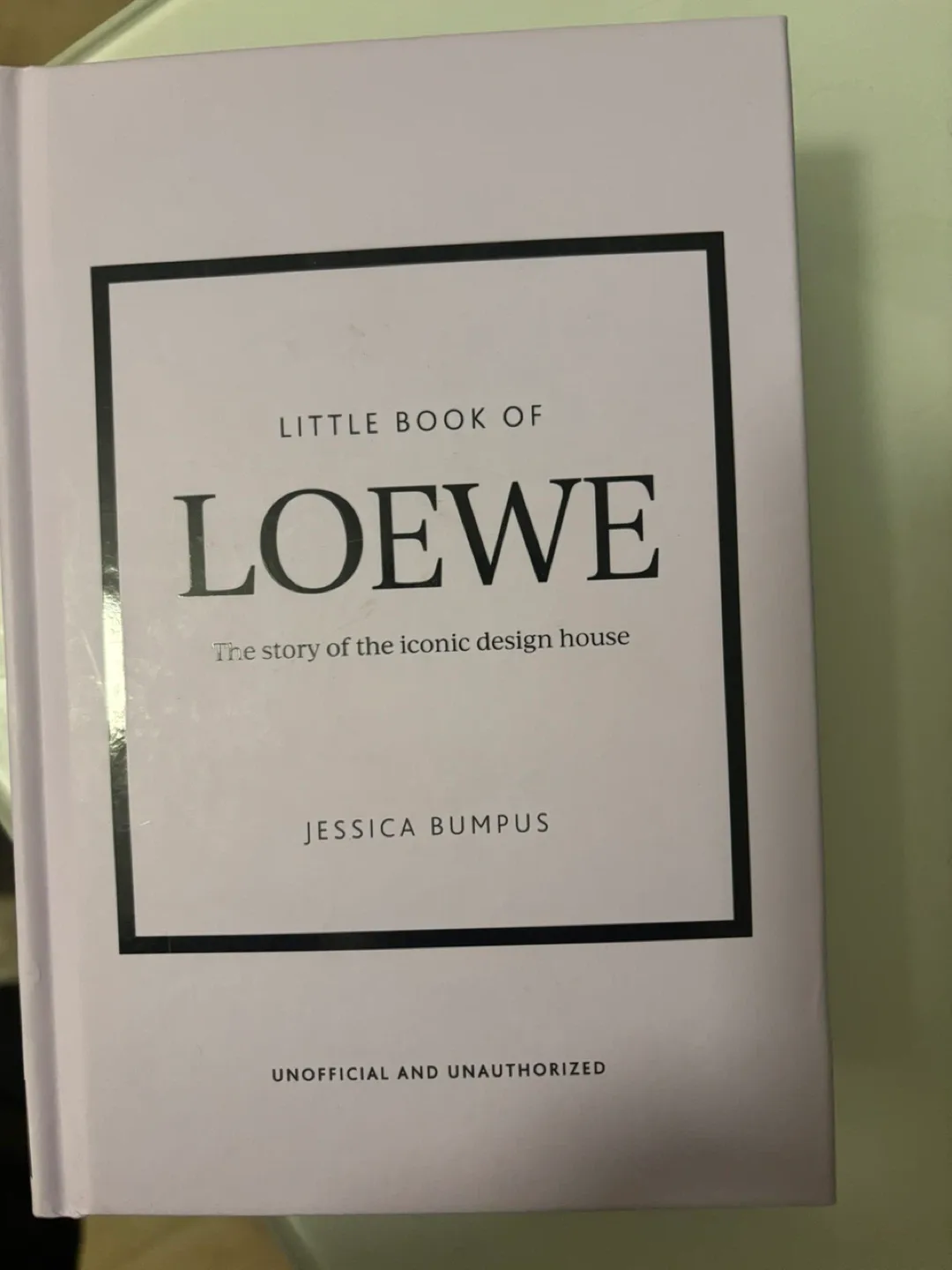 Little Book of Louis Vuitton, Chanel, Dior, Tom Ford image indicator(6)