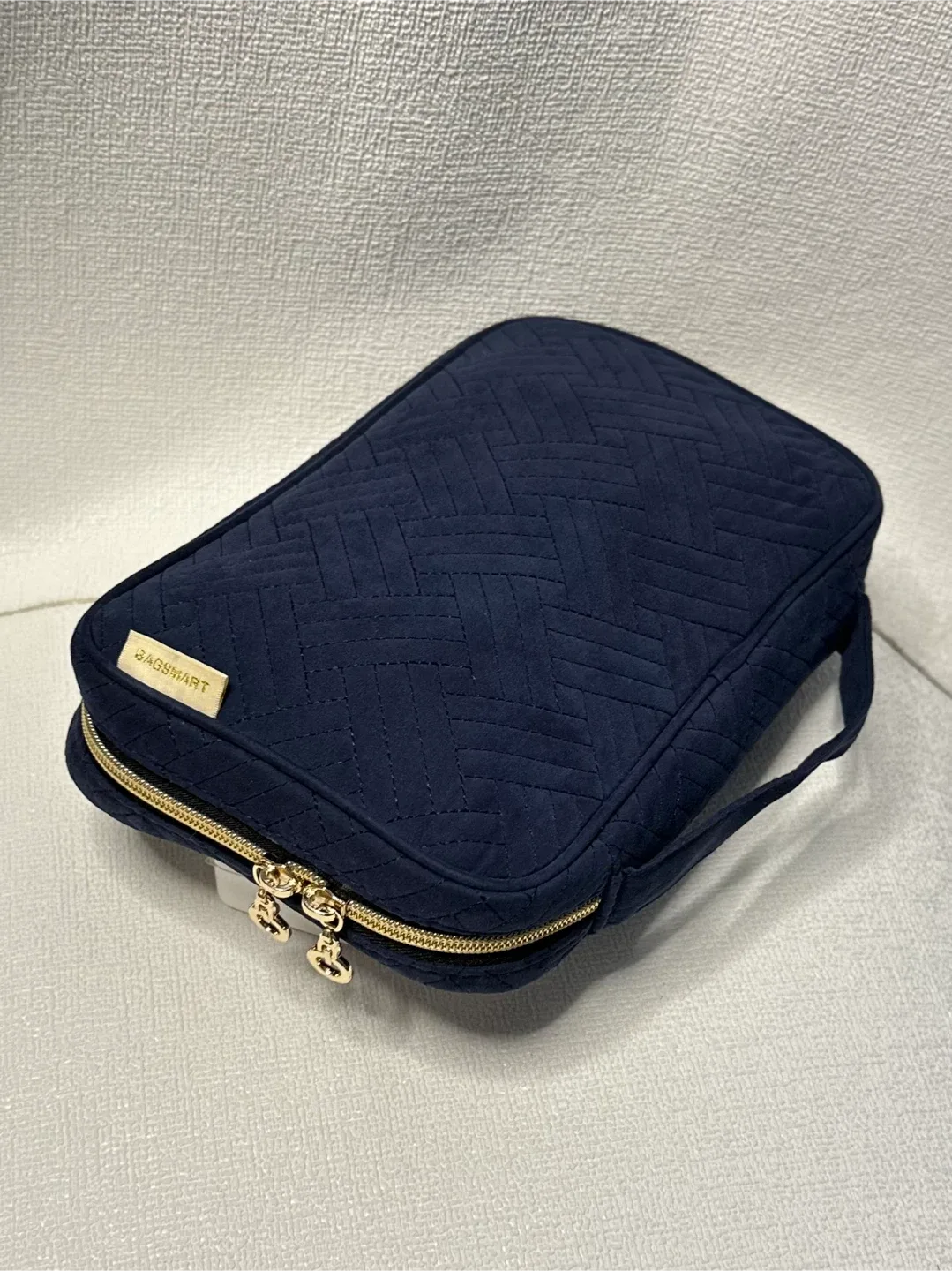 BAGSMART Navy Blue Travel Toiletry Bag image indicator(8)