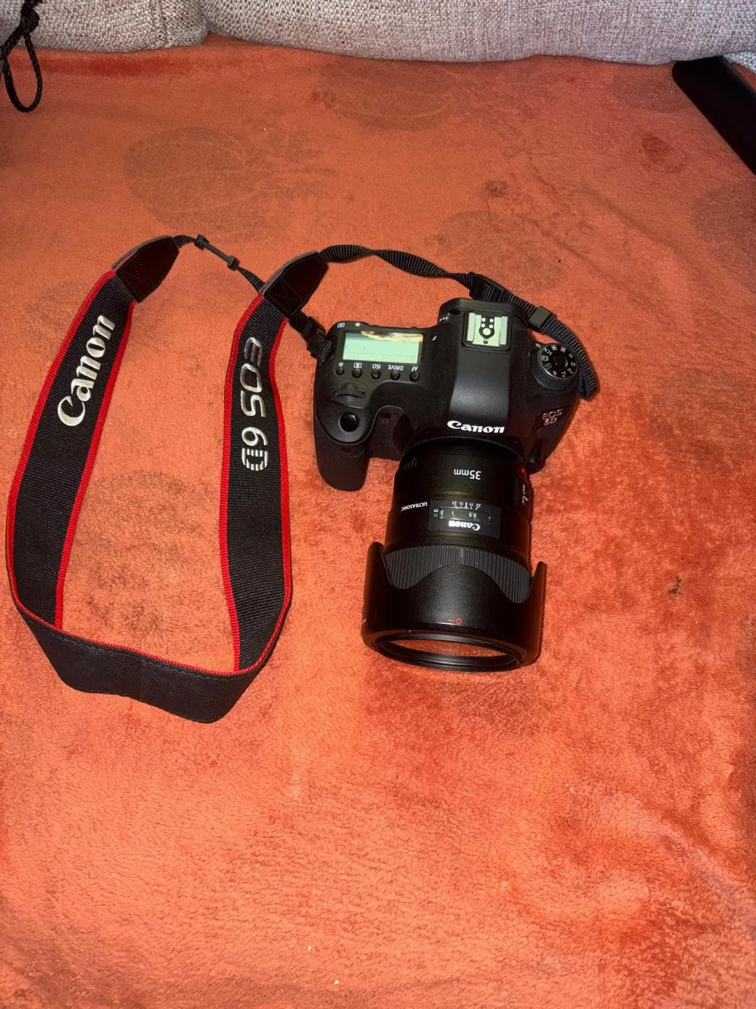 Canon EOS 6D Camera with 35mm & 135mm Lenses