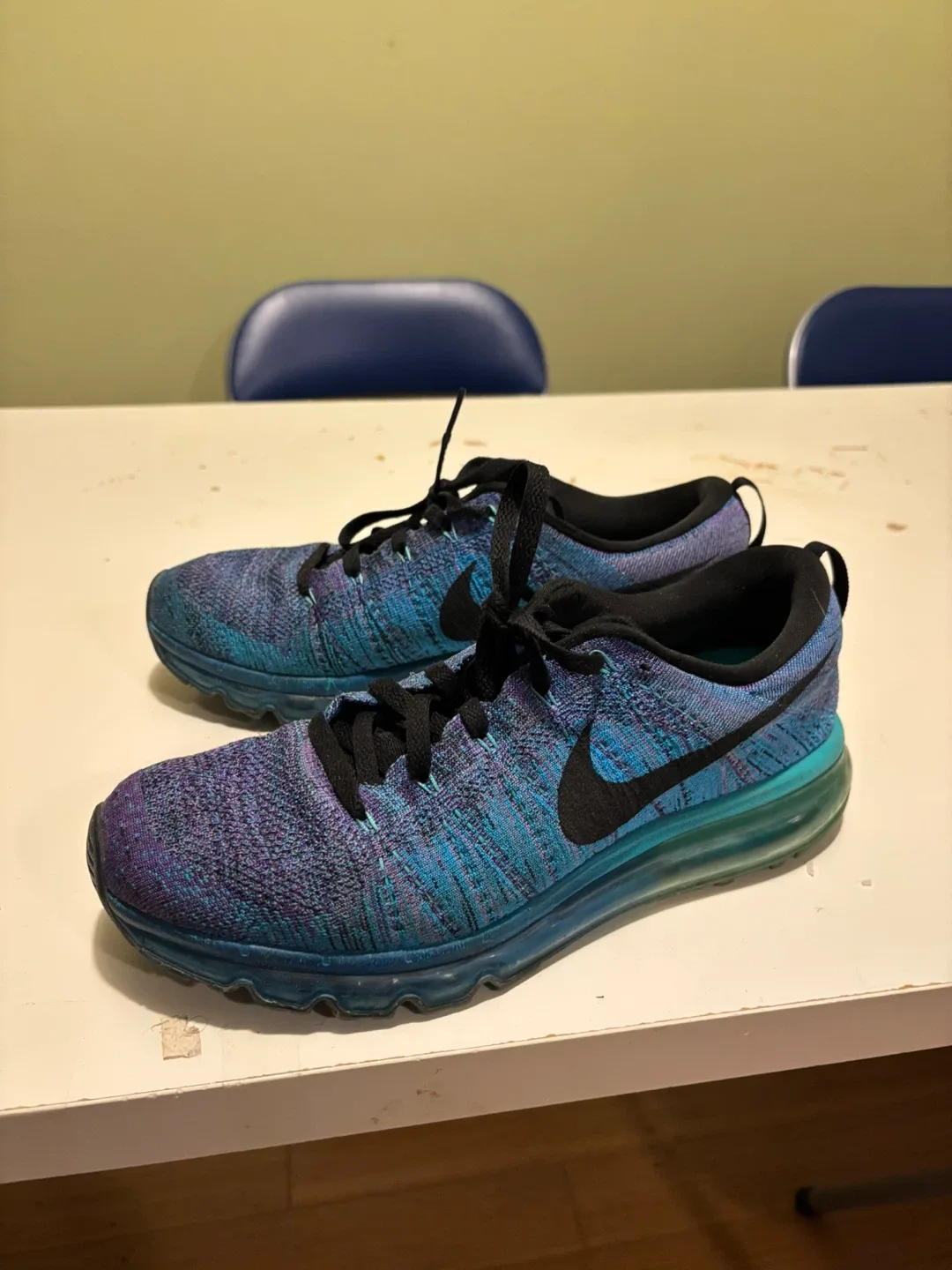 Nike Air Max Flyknit Running Shoes - Size 10