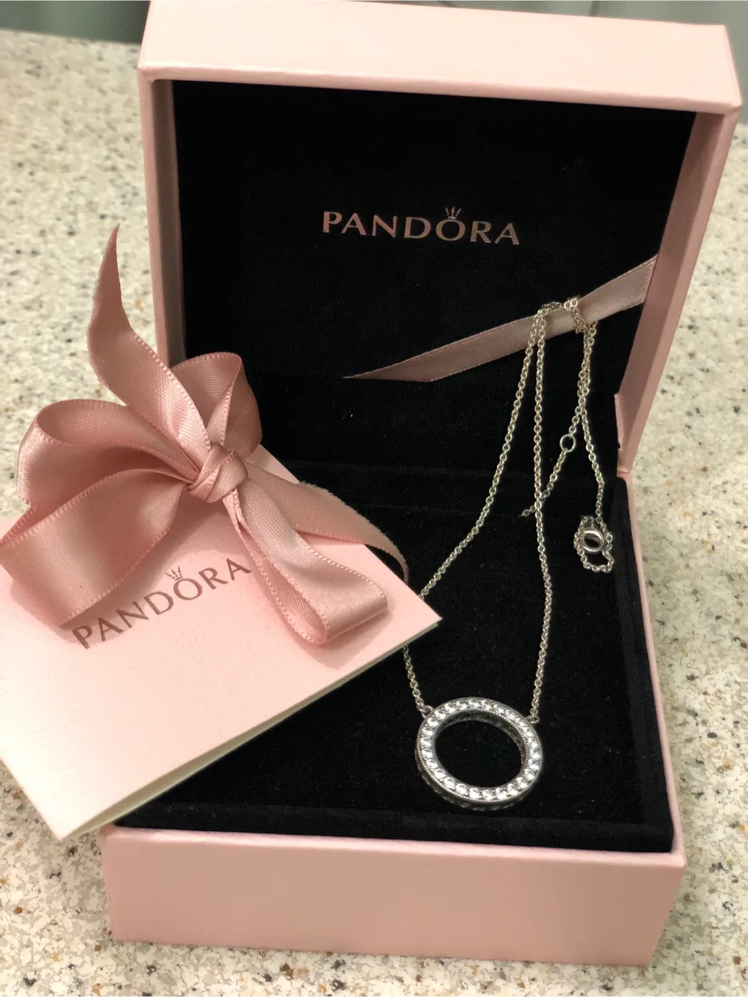New PANDORA 925 silver circle..