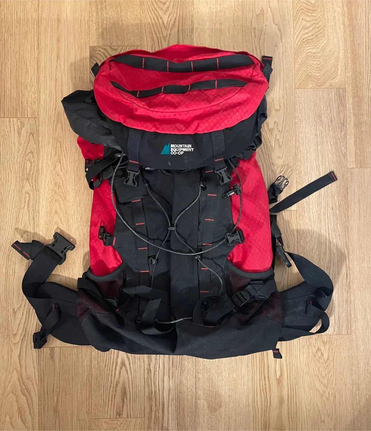 Vintage MEC Brio Red Outdoor Backpack 70L