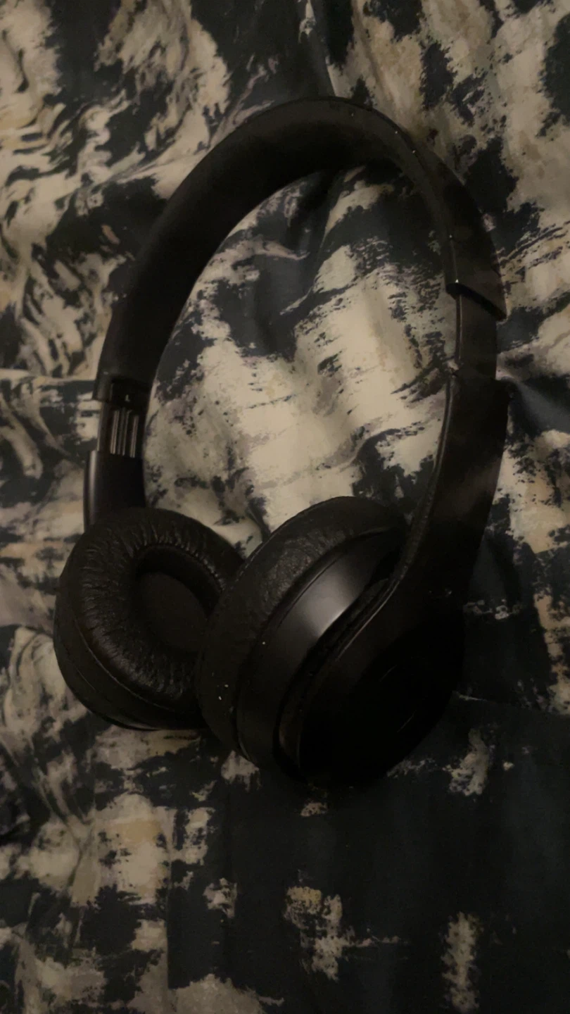 Beats Headphones Solo 3 - photo 2