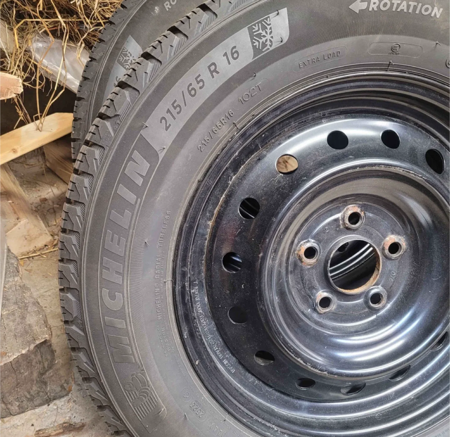 Michelin 215/65 R16 Winter Tires - Set of 4 image indicator(3)