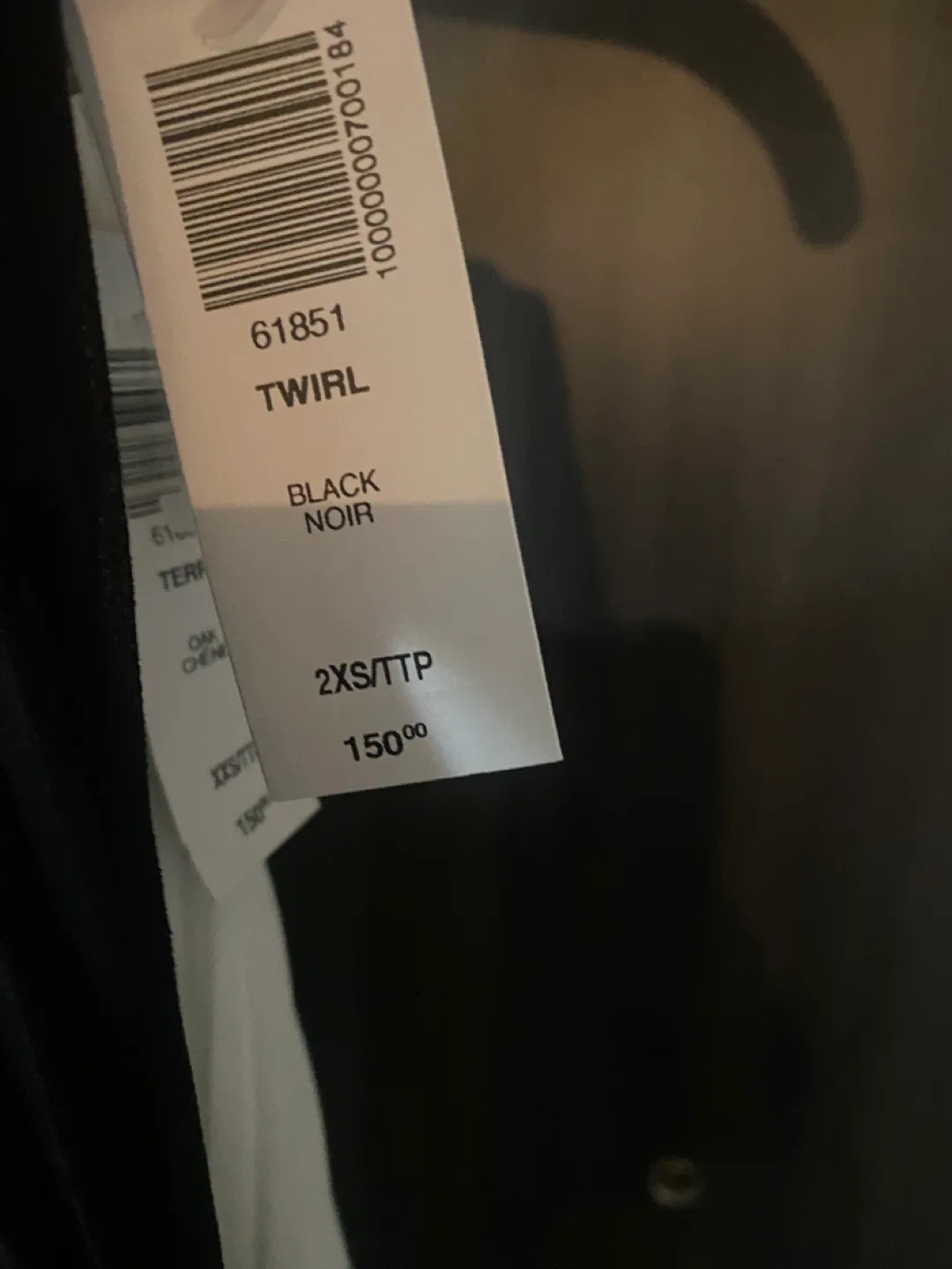 Aritizia/Wilfred Black Top and Pleated Twirl  Skirt Set image indicator(9)