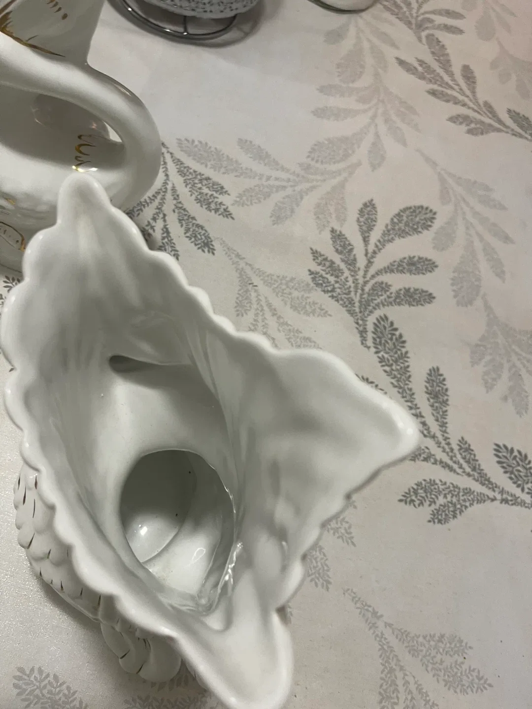 2 Swan Vase - White with Gold Accents image indicator(3)