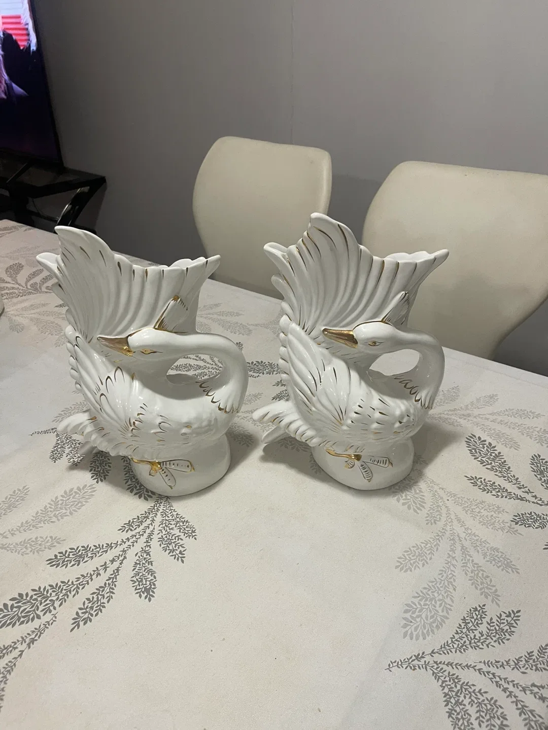 2 Swan Vase - White with Gold Accents image indicator(6)