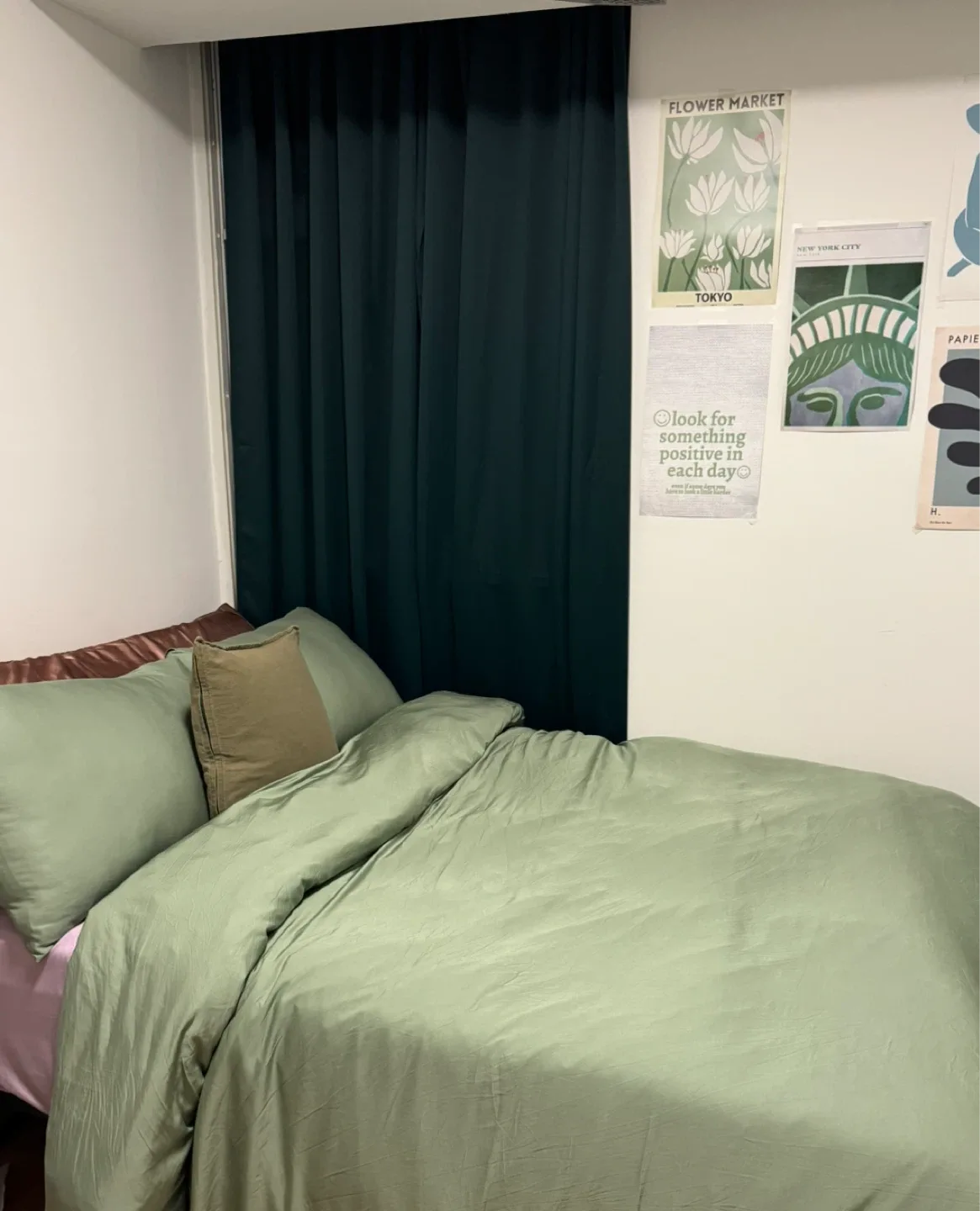 Ikea MAJGULL Blackout curtains in Dark Green