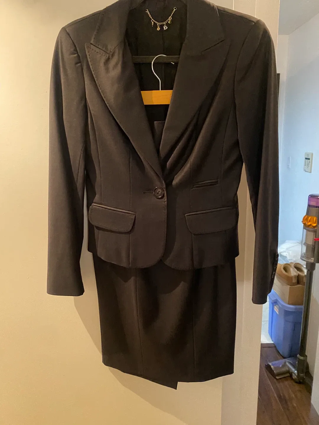 BEBE GREY Skirt Suit Set