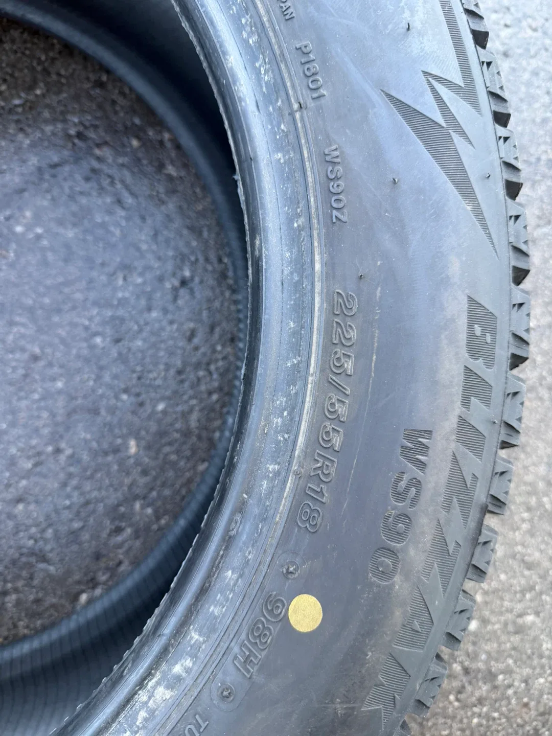 Bridgestone Blizzak WS90 225/55R18 Winter Tire image indicator(3)