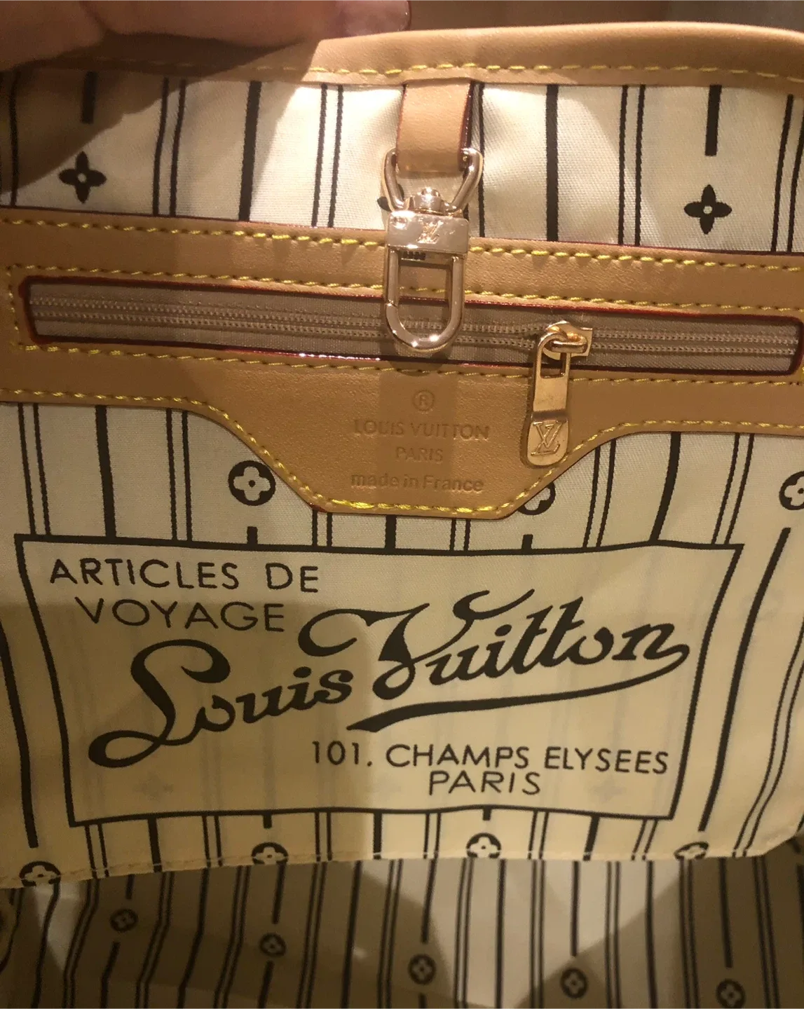 LV Damier Neverfull Medium New image indicator(4)