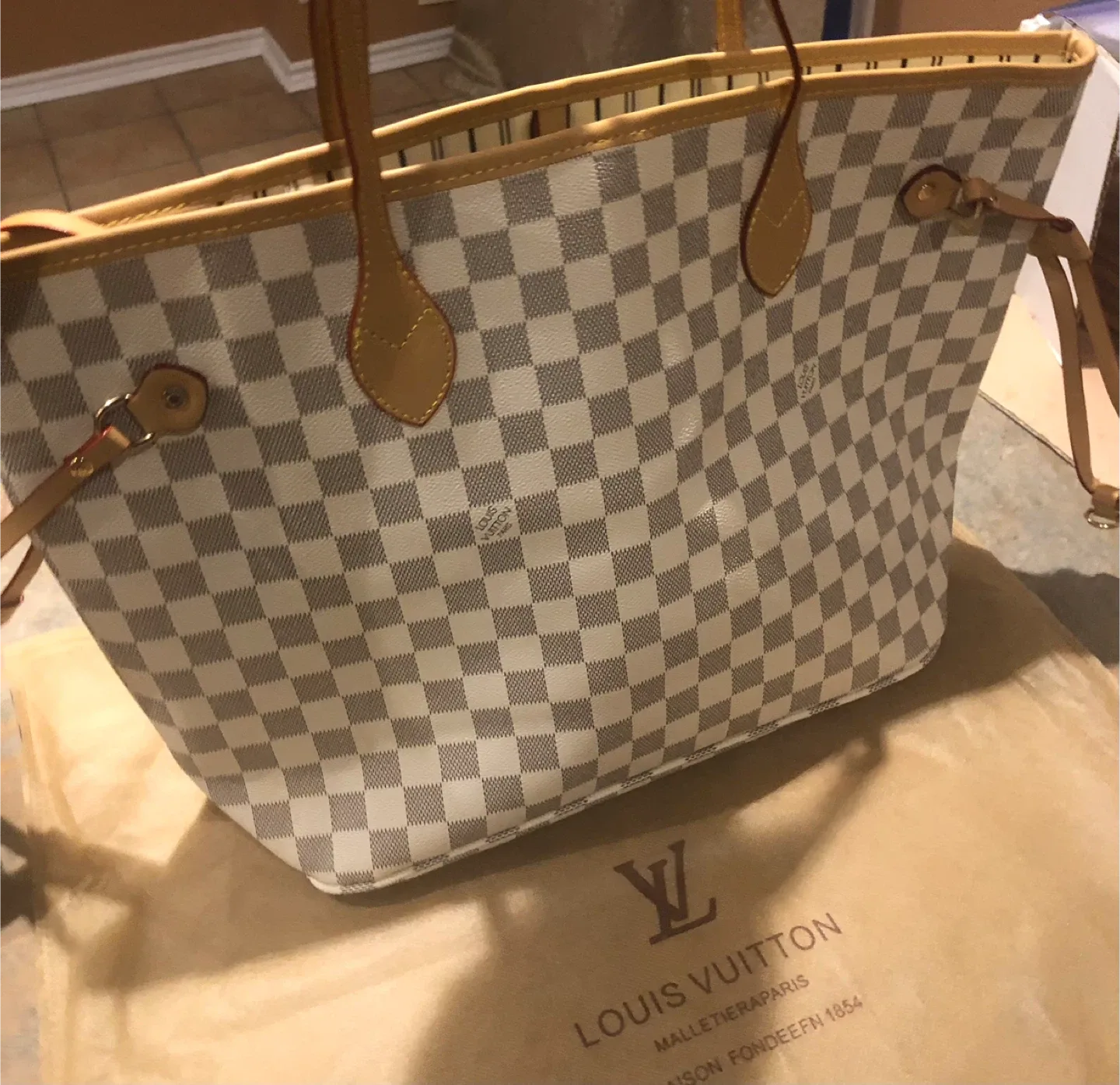 LV Damier Neverfull Medium New