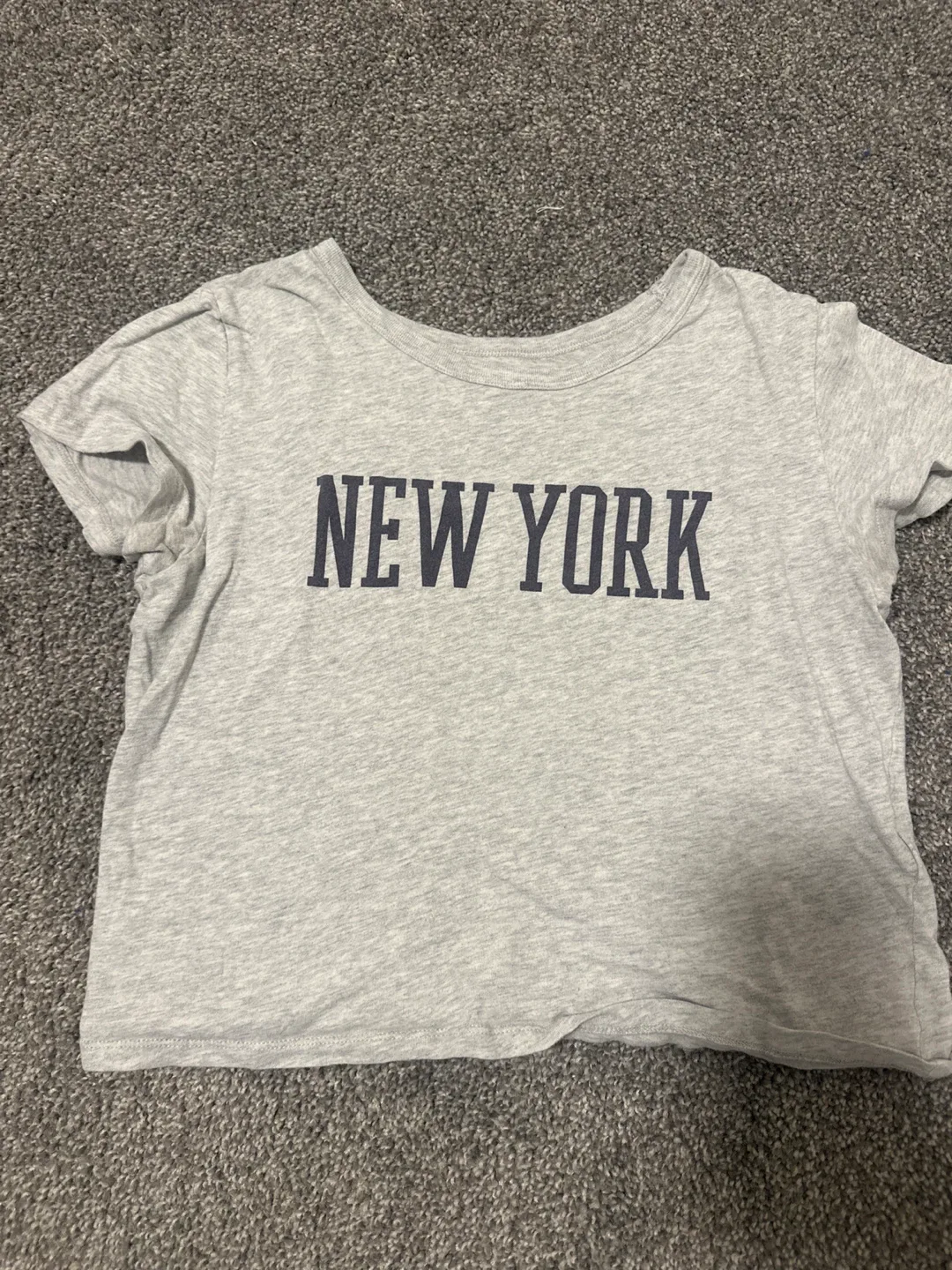 Hollister Grey ‘New York’ Tee Small, BARELY WORN