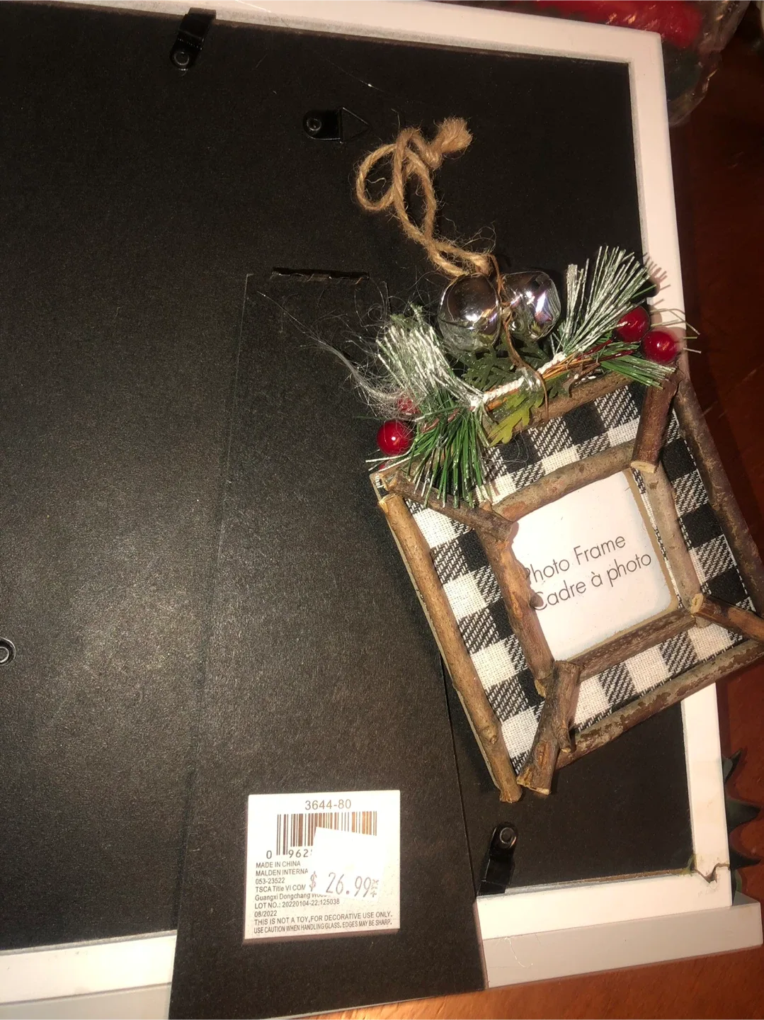 Christmas LOT: Picture Frames, Mugs, Wine Glasses, Candles etc image indicator(3)