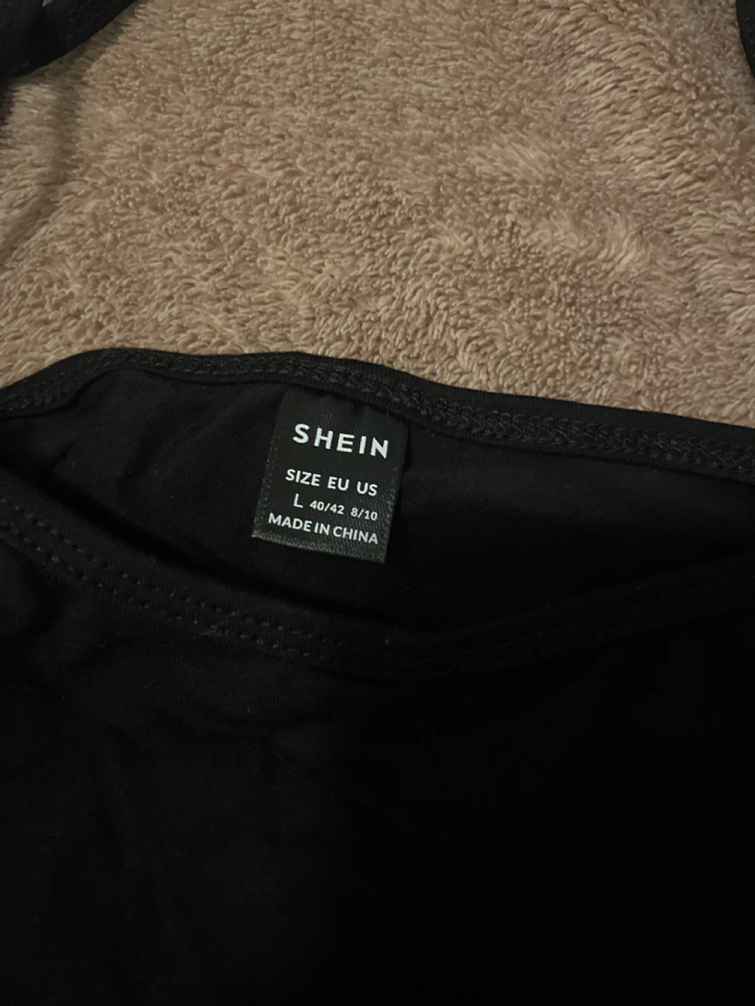 Black baby tee style tank top - Size L - photo 2