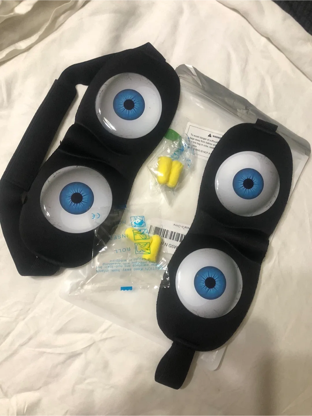Eye Mask with Earplugs, Black