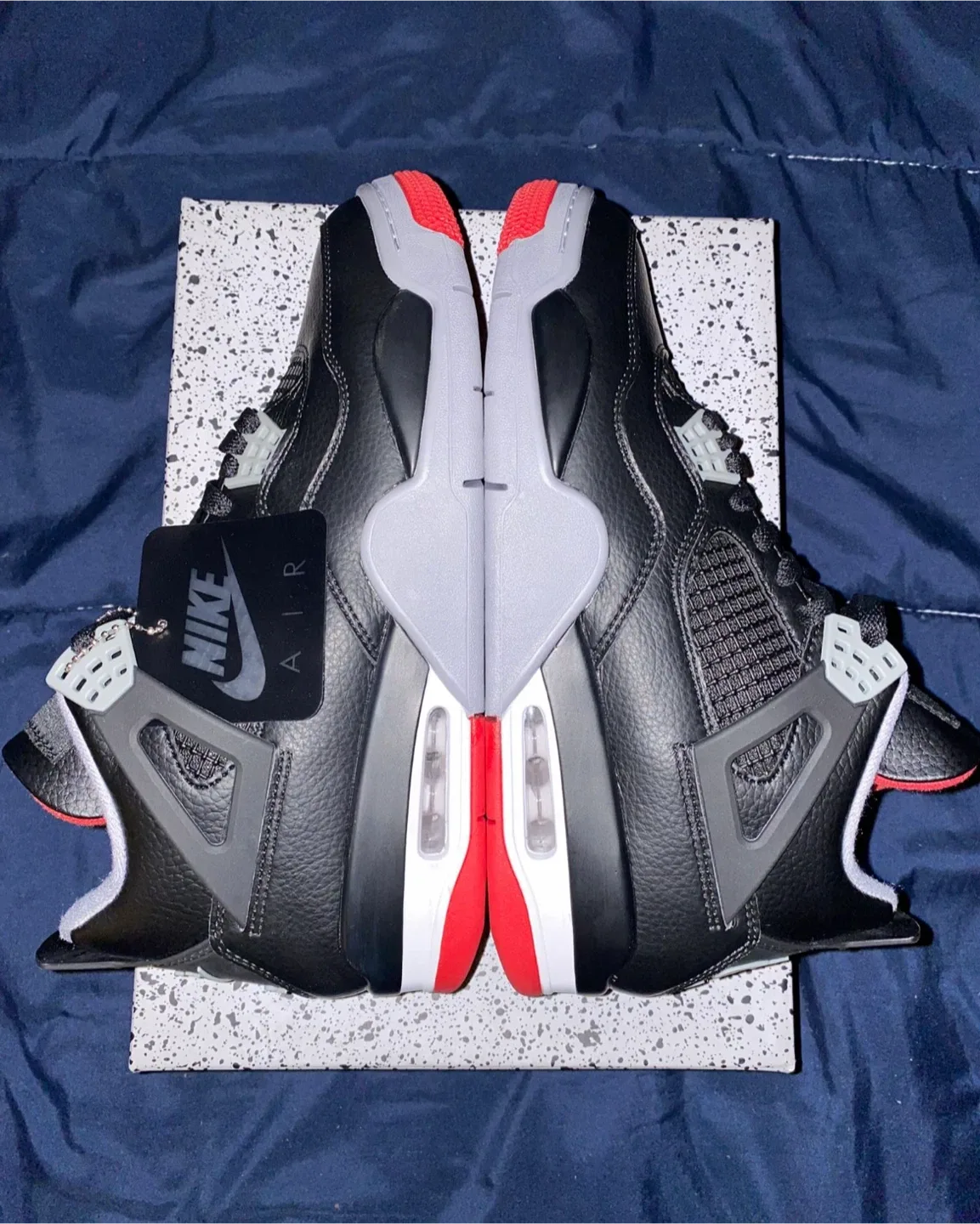 Air Jordan 4 bred reimagined image indicator(3)