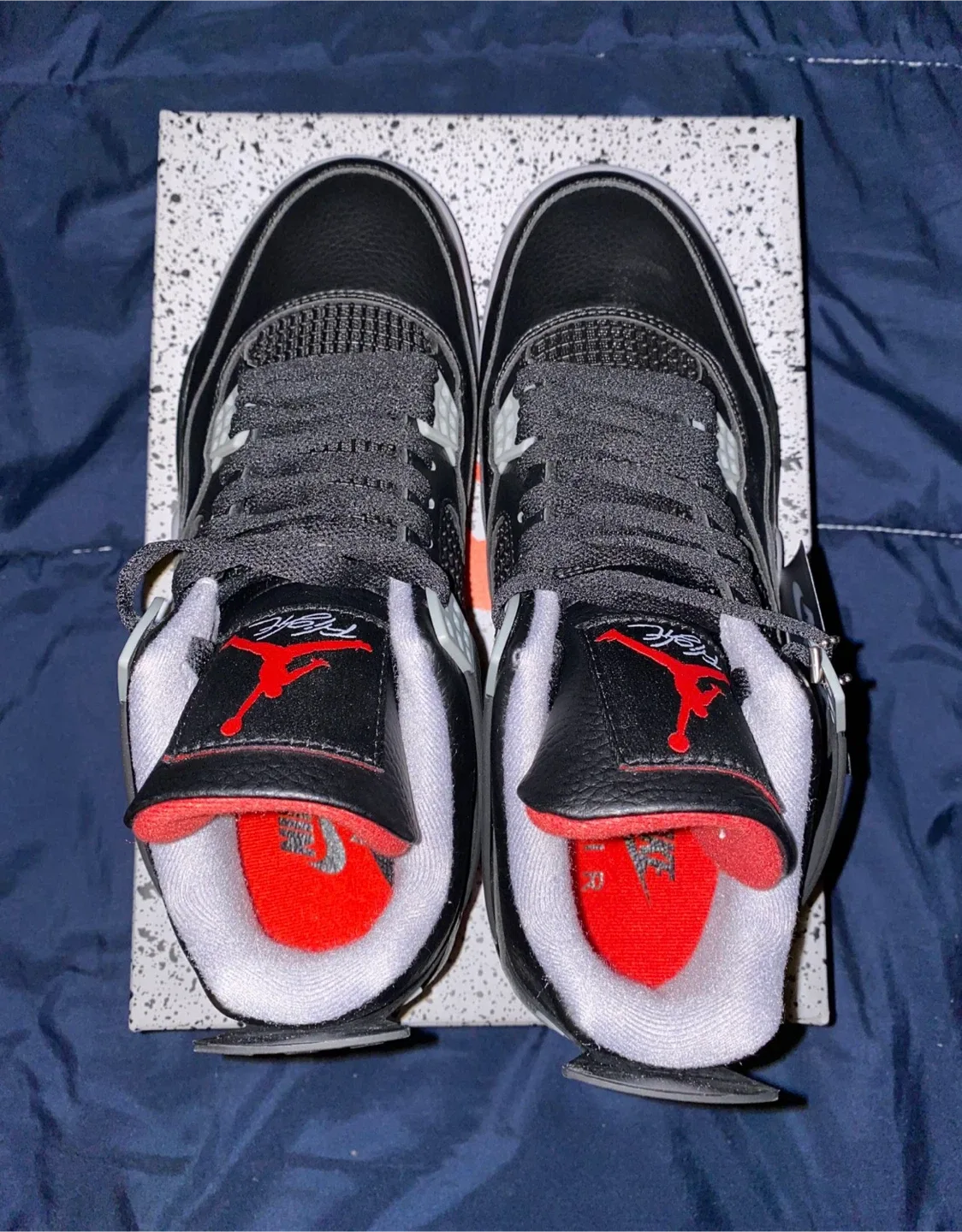 Air Jordan 4 bred reimagined image indicator(6)