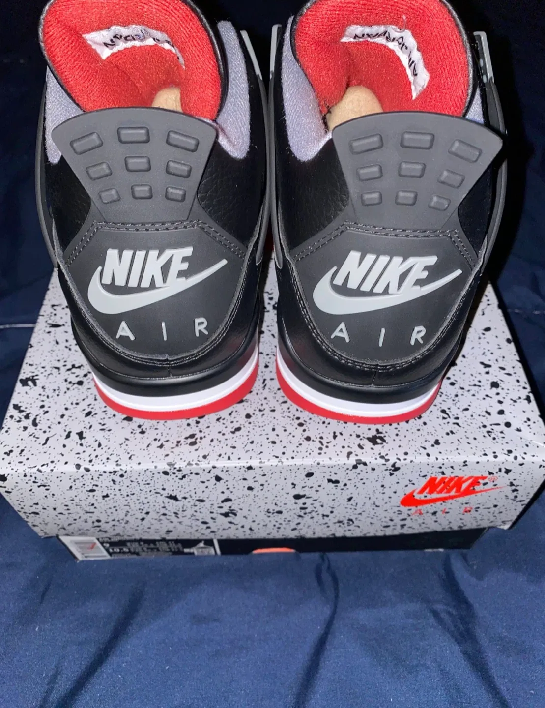 Air Jordan 4 bred reimagined image indicator(5)