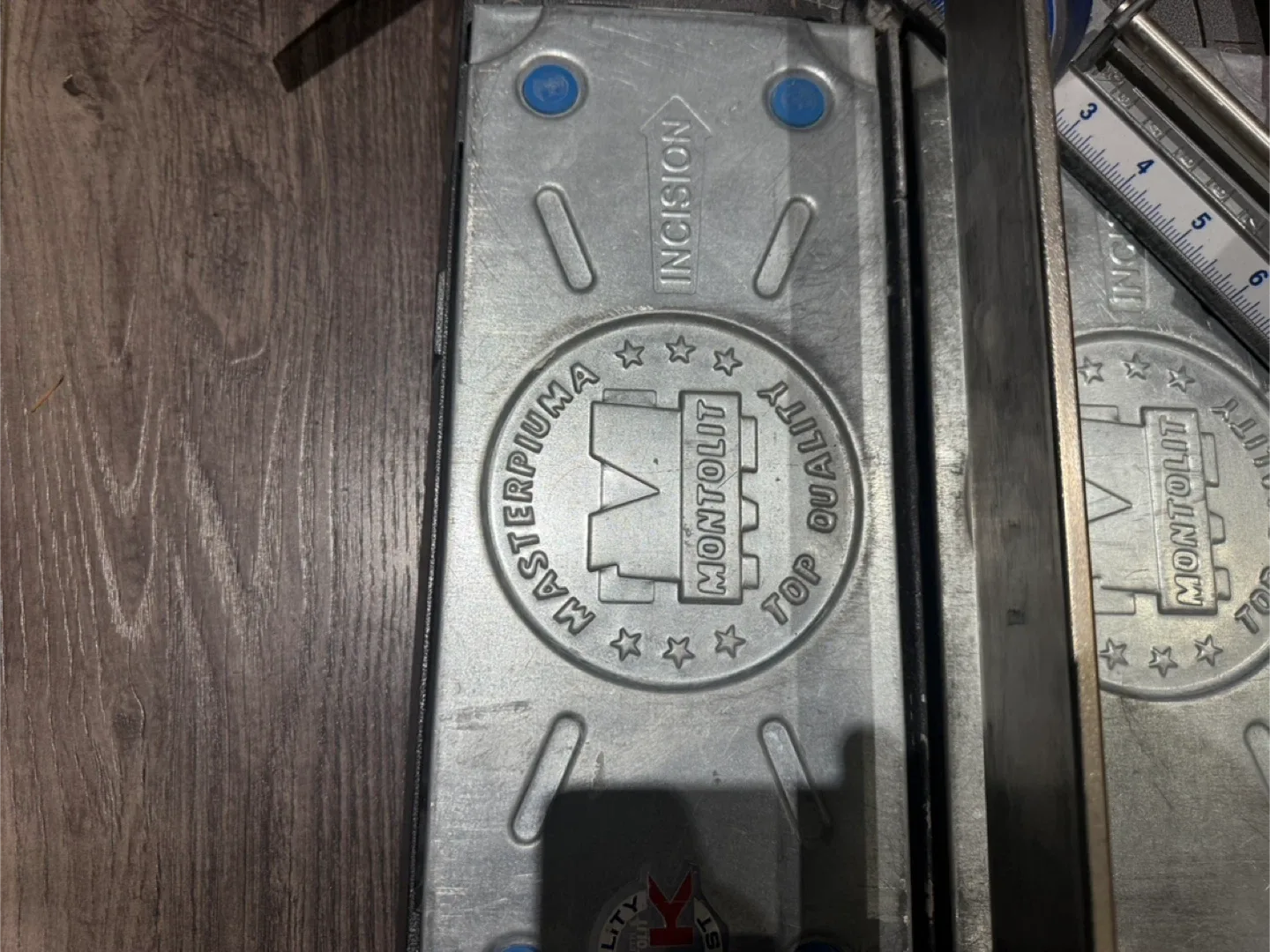 Montolit Masterpiuma Tile Cutter 63x63cm image indicator(2)