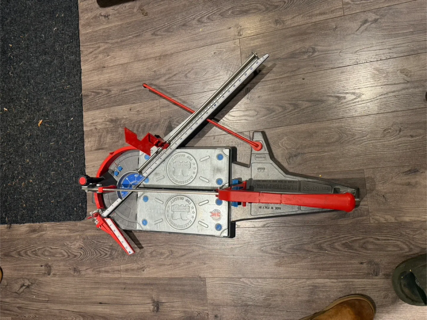 Montolit Masterpiuma Tile Cutter 63x63cm image indicator(4)