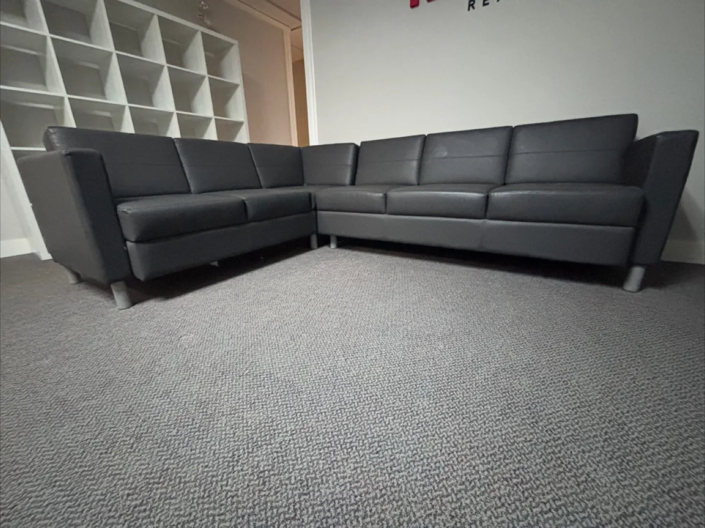 Grey Leather Sectional Sofa image indicator(2)