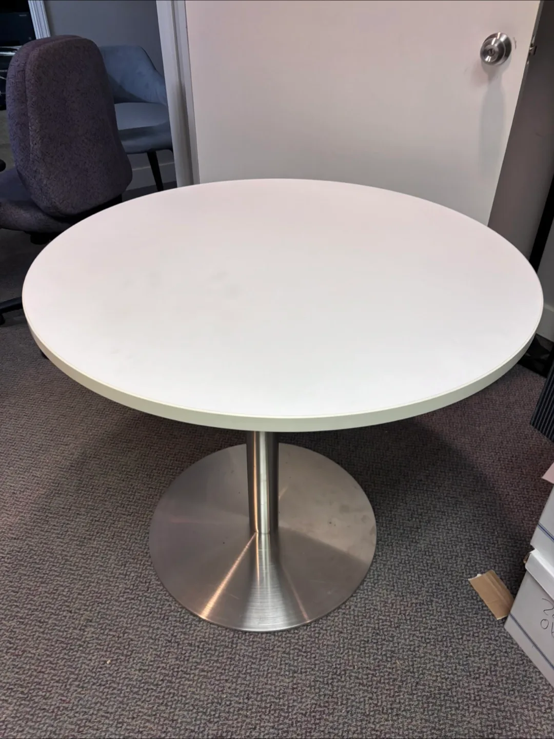 White Round Modern Coffee Table