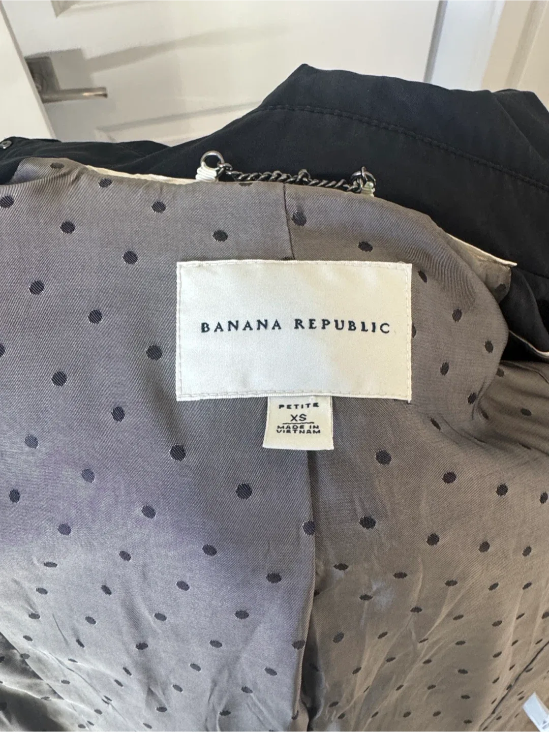 Banana republic black trench coat sz xs image indicator(4)