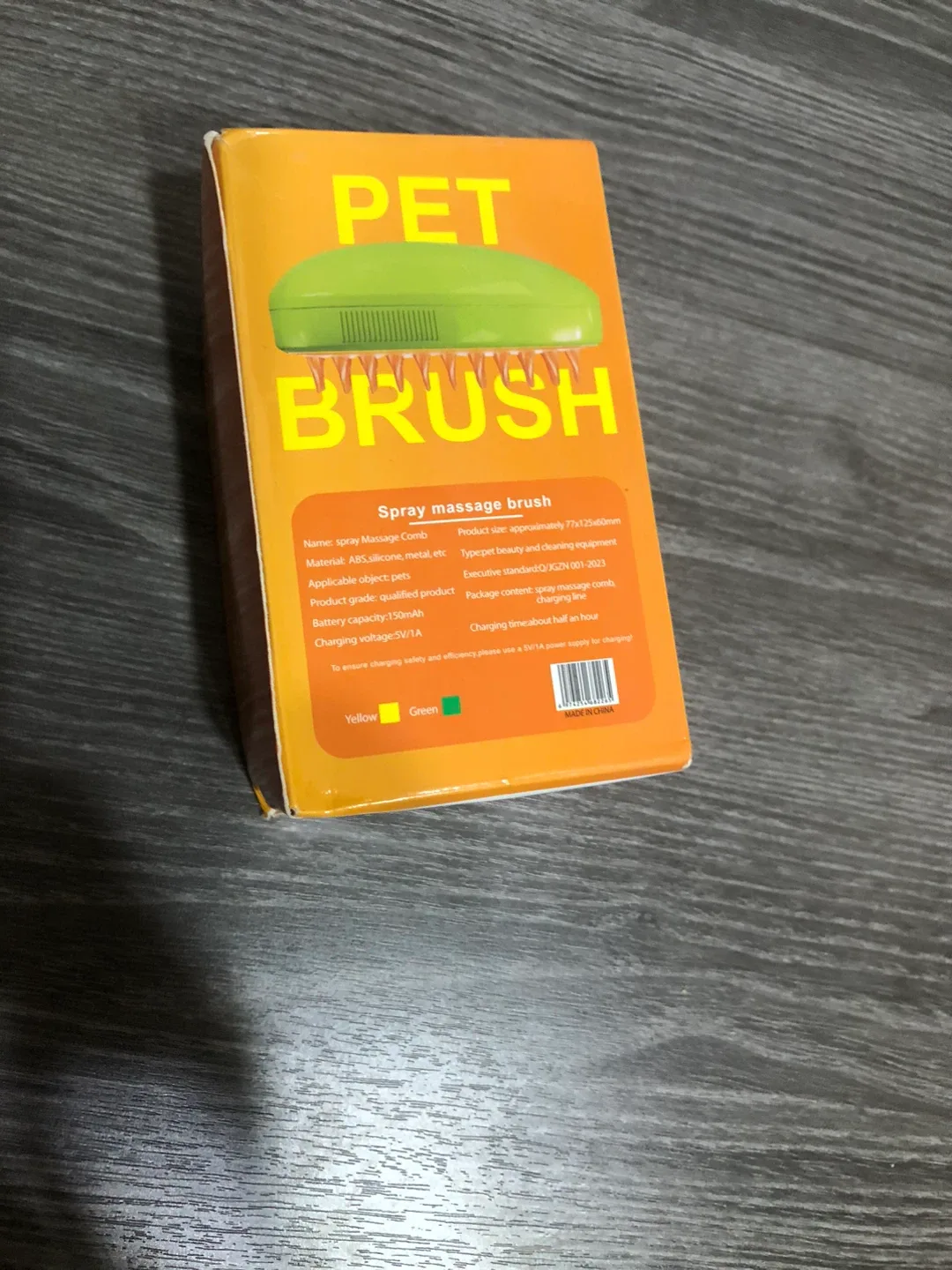 New Pet Brush with Spray Function image indicator(7)