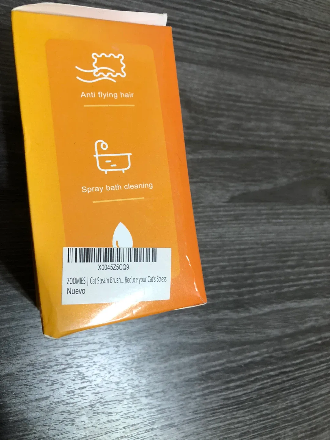 New Pet Brush with Spray Function image indicator(8)