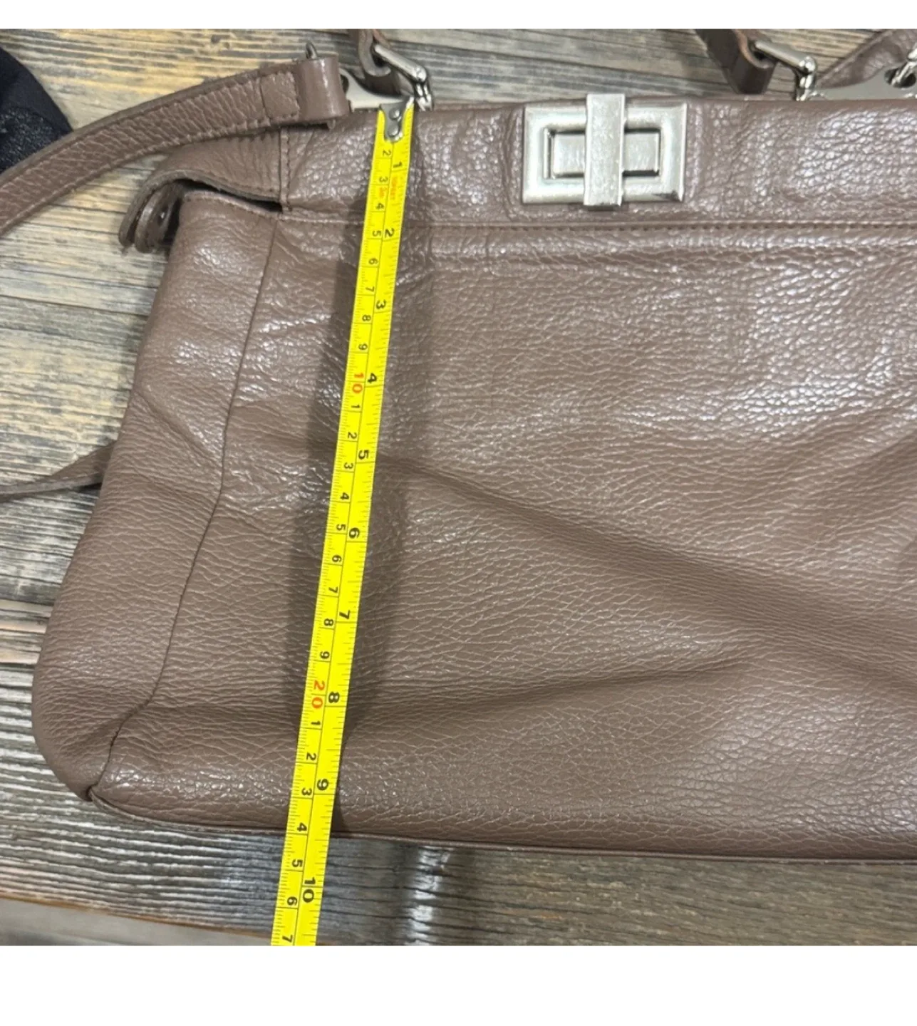 Vere pelle pebbled leather bag image indicator(4)