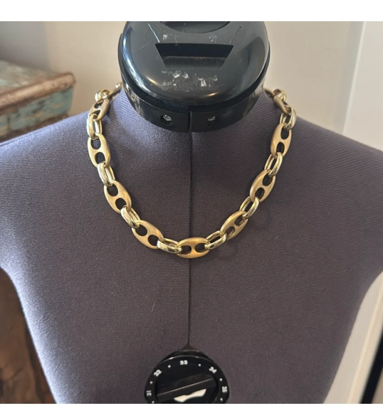 Thick chain link vintage necklace
