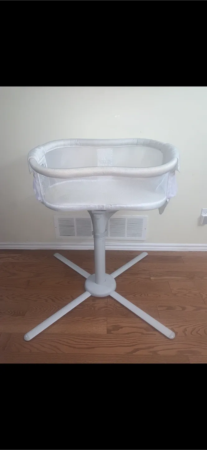 Rotating Baby Bed - Sleep Sounds, Night Light, Soft Vibration image indicator(4)